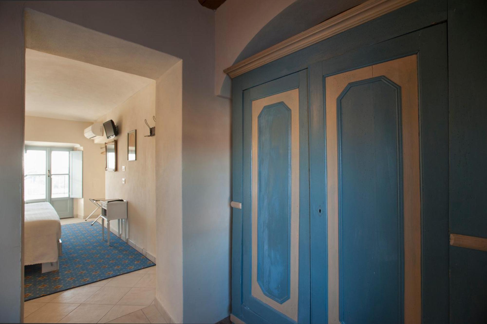 Hotel Il Campanile Cherasco Room photo